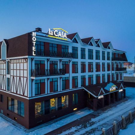 Lacasa Hotel Караганда Екстер'єр фото