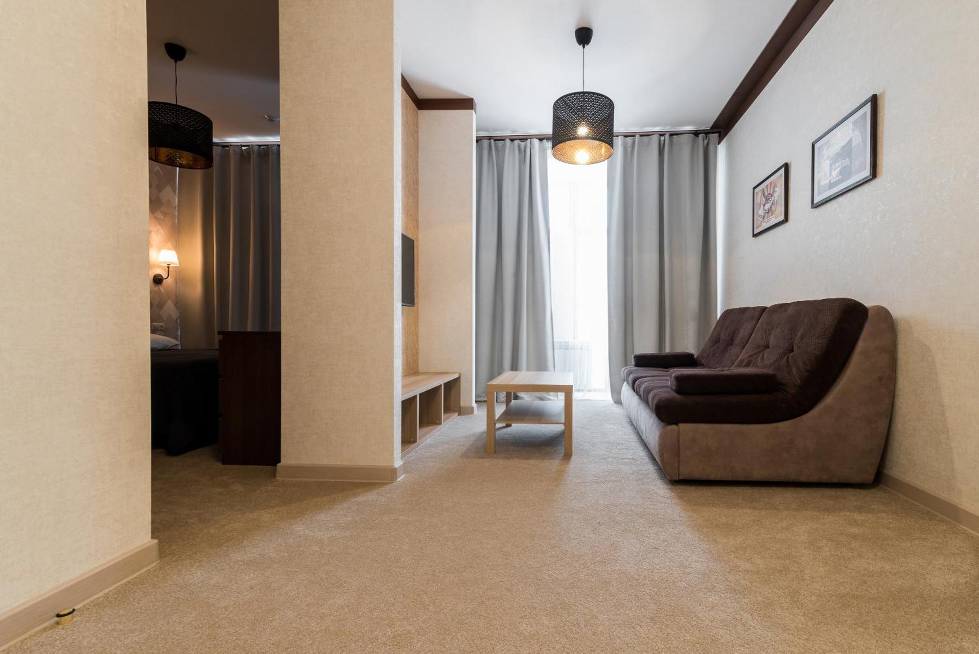 Lacasa Hotel Караганда Екстер'єр фото